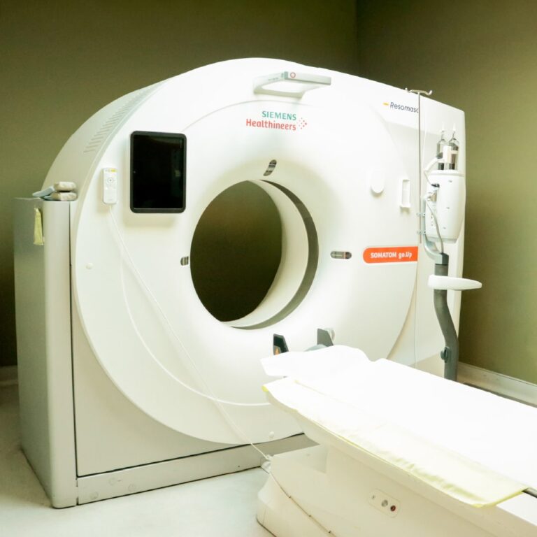 Tomografia Resomasa Javier Prado 1-min